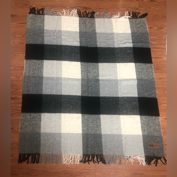 Terrytown Maryville university wool blend Buffalo check throw blanket - Picture 2 of 10